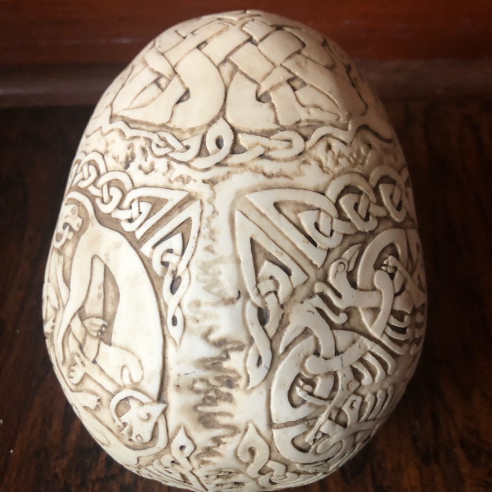 Skull (Celtic or Mayan?) - Picture 3 of 3